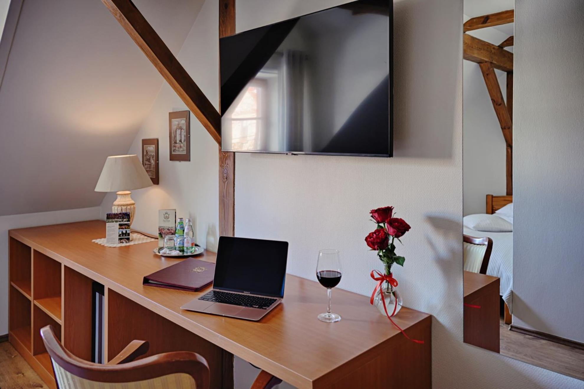 Zabi Dwor - Hotel - Restauracja - Spa Zielona Gora  Luaran gambar