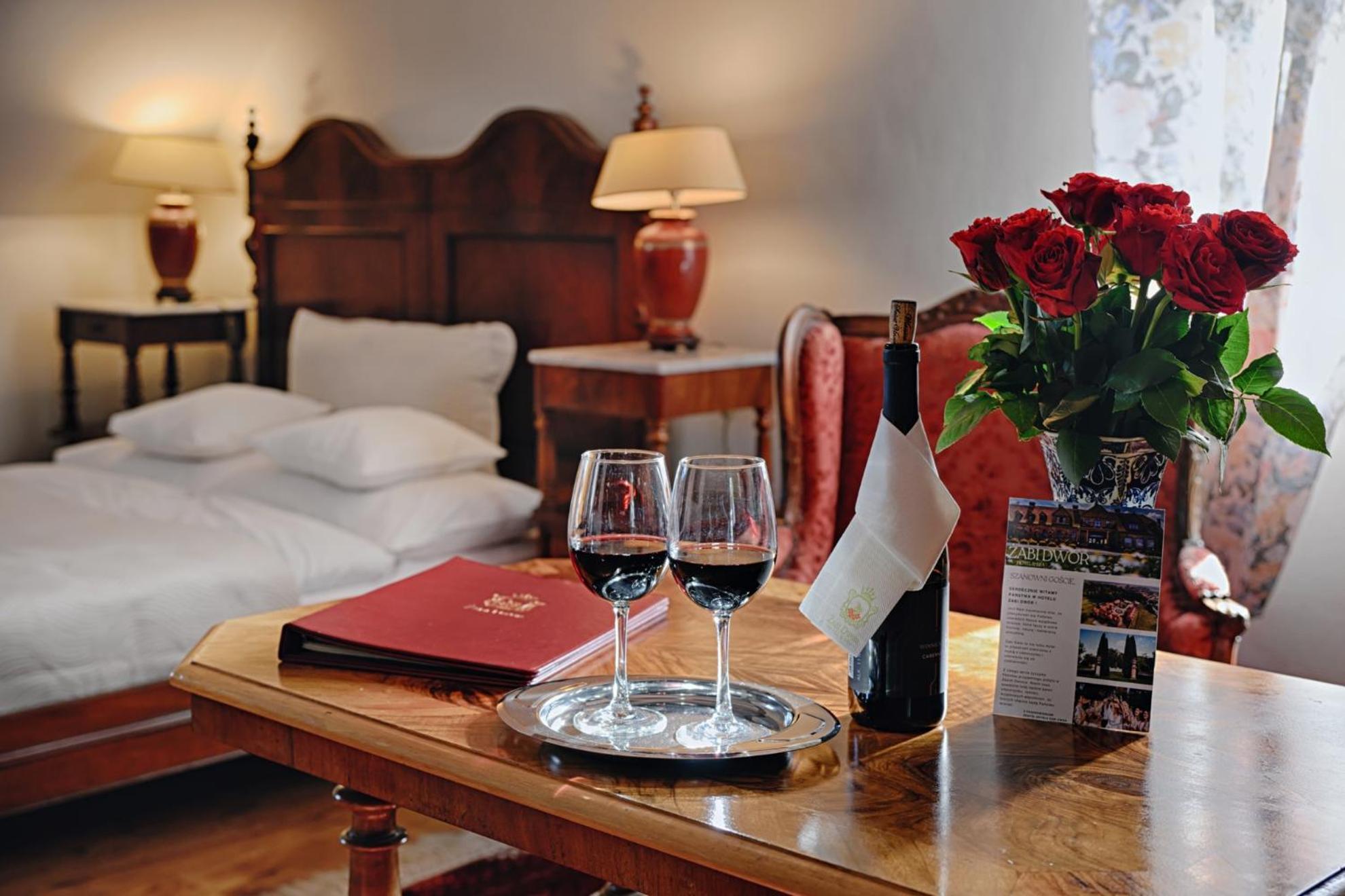 Zabi Dwor - Hotel - Restauracja - Spa Zielona Gora  Luaran gambar